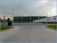 Aluminum Cantilever Gate